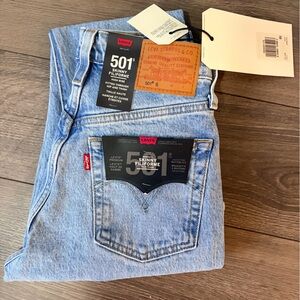 Levi's Women's 501 Light Blue Skinny Jeans